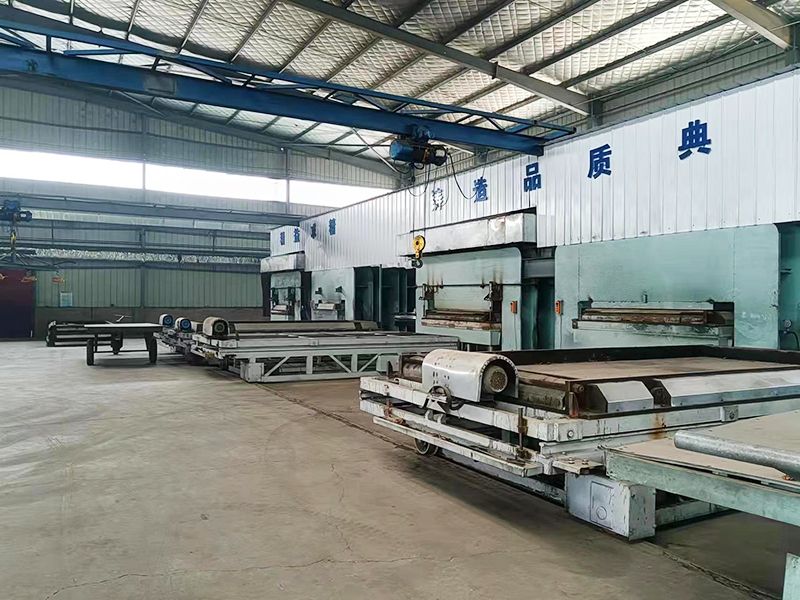 模壓車間生產線